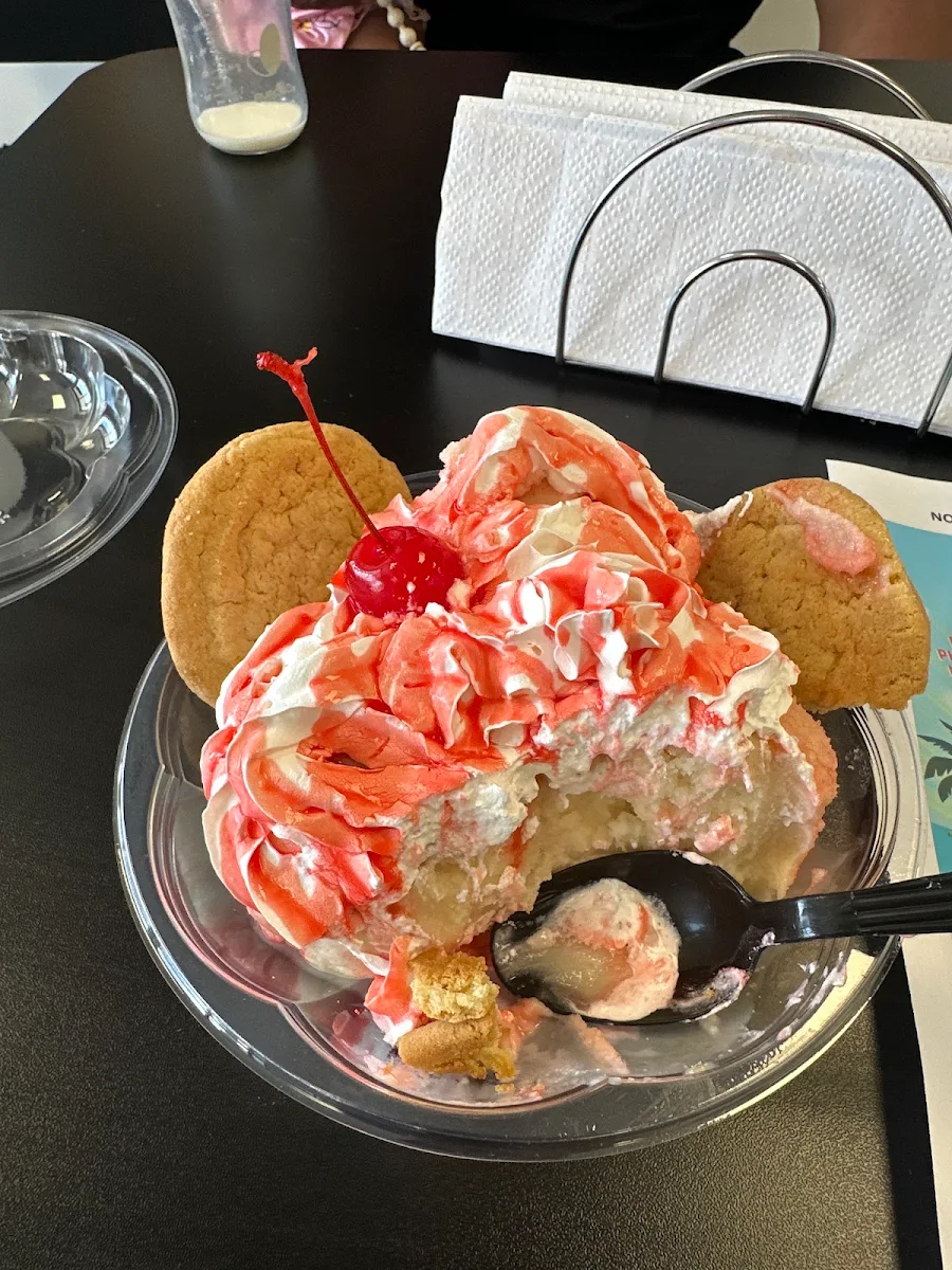 Huey-Gooey Brownie Sundae