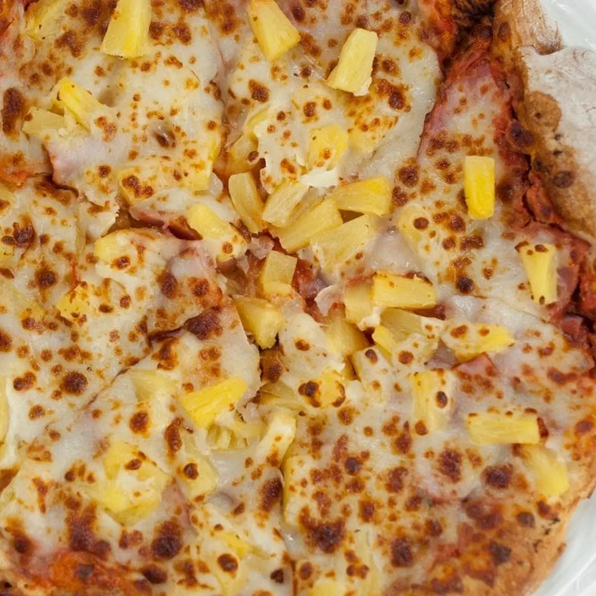 Hawaiian Pizza