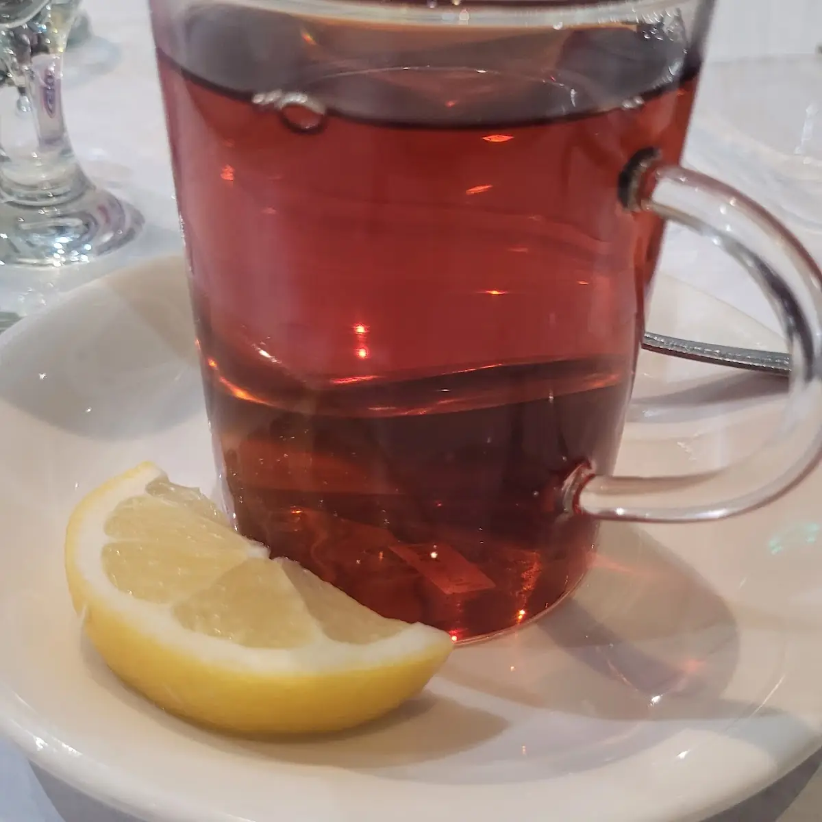 Hot Tea Aka Chii