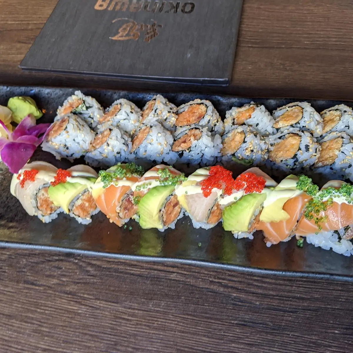 Mango Roll California Roll Maki Roll