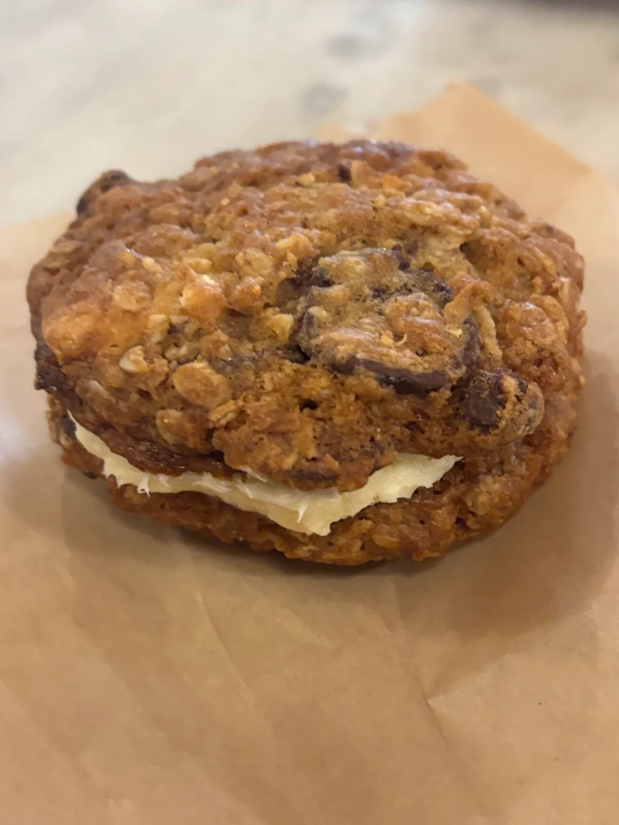 Oatmeal Creme Pie
