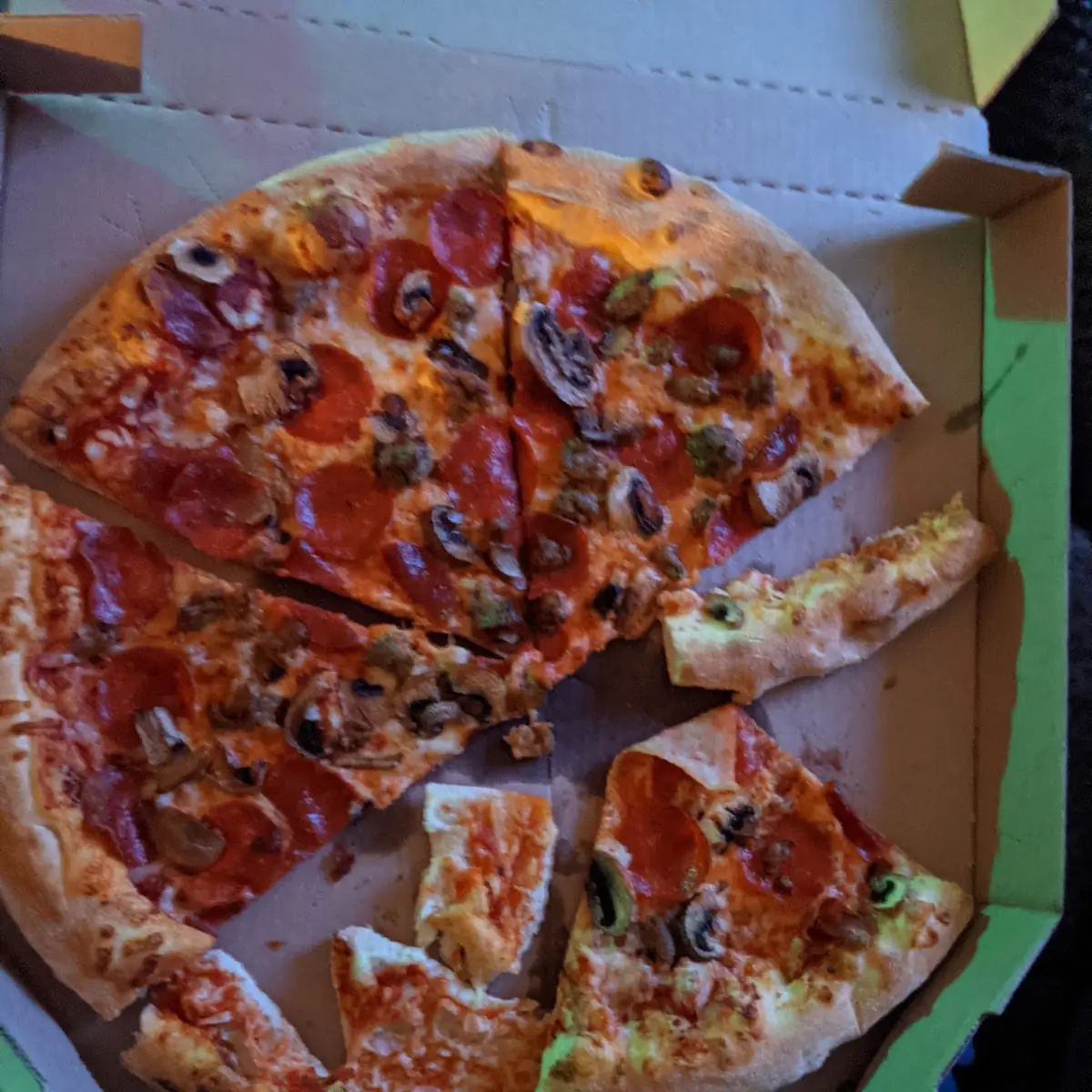 New York Style Plzza