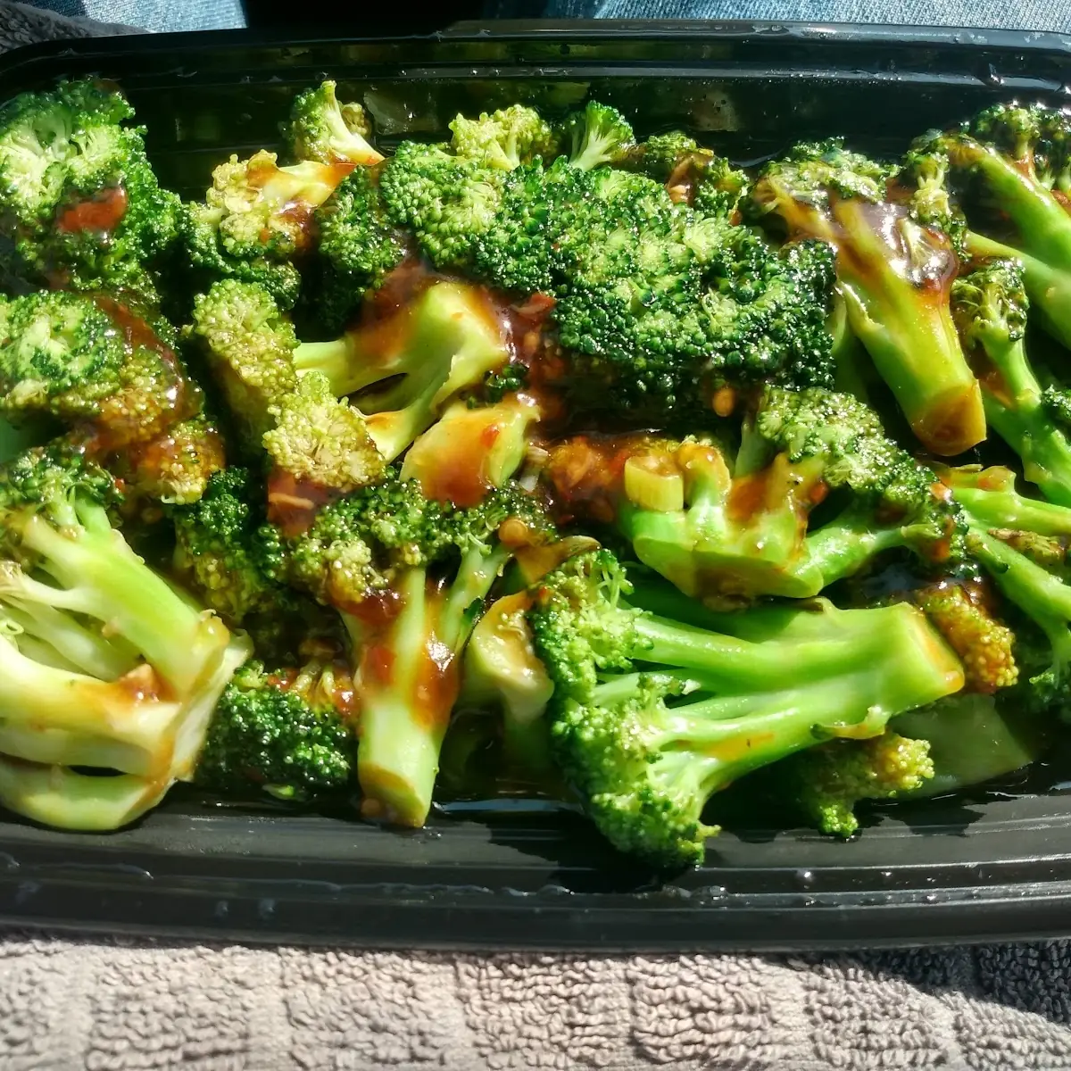 Broccoli in Garlic Sauce