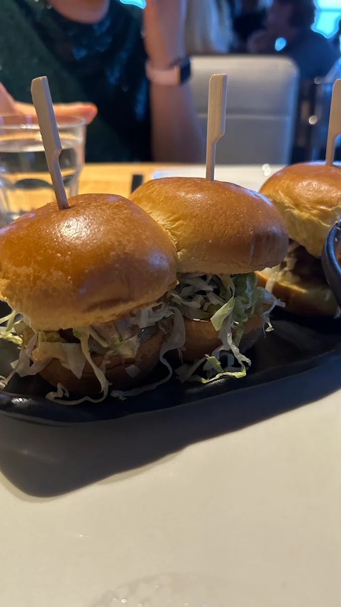 Wagyu Sliders, Lavelle
