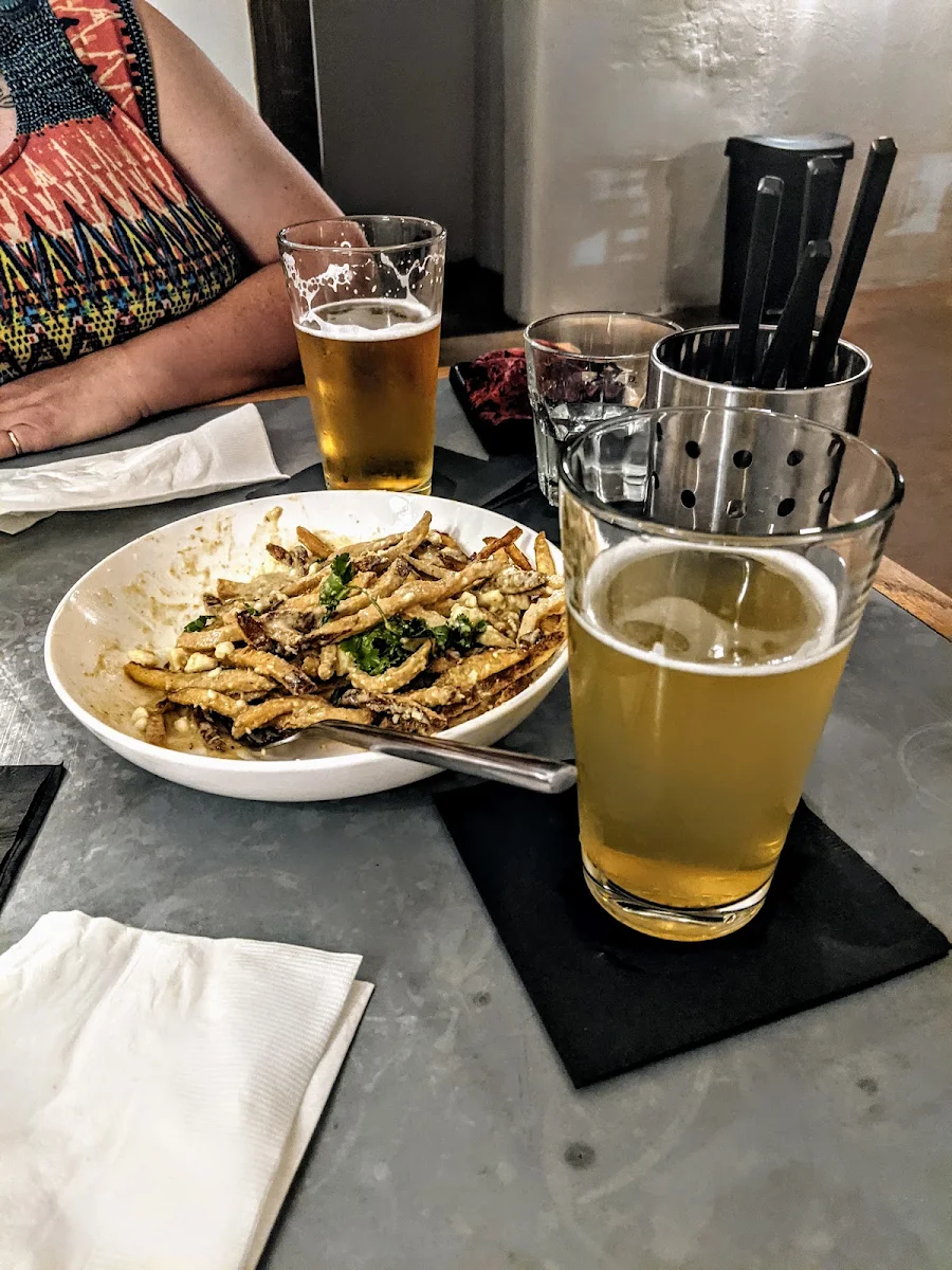 Green Curry Fries and Beer