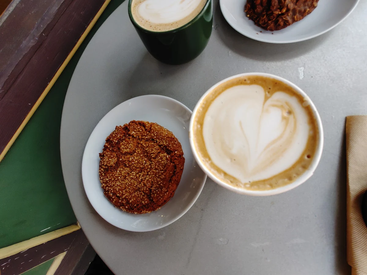 Ginger Snap Cookie with a to-Go White Chocolate Mocha