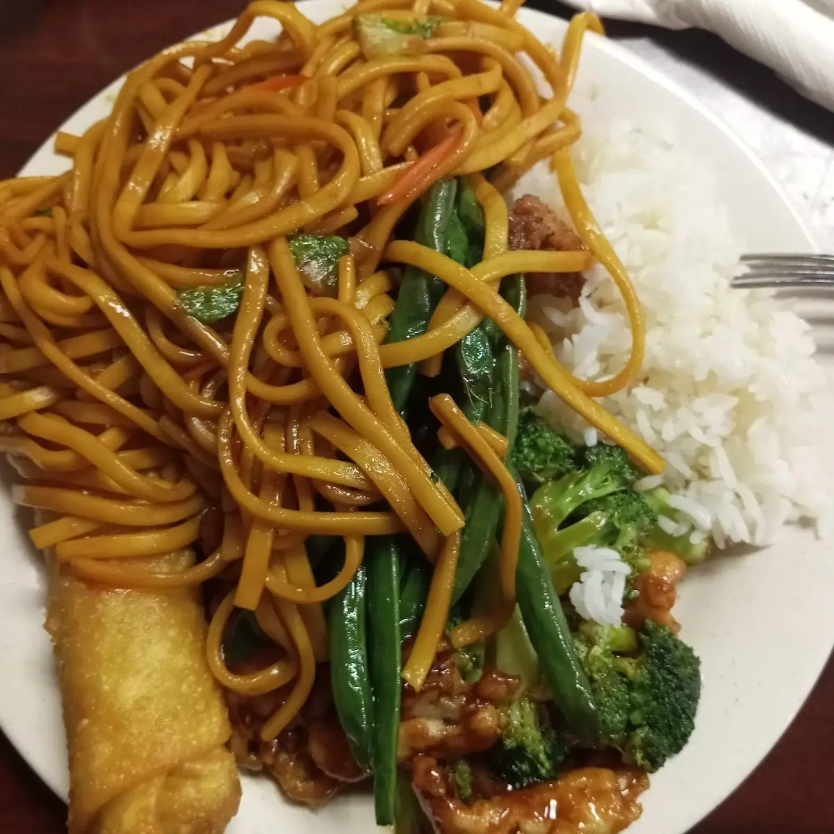 Chaomin Con Ejotes Y Arroz Blanco