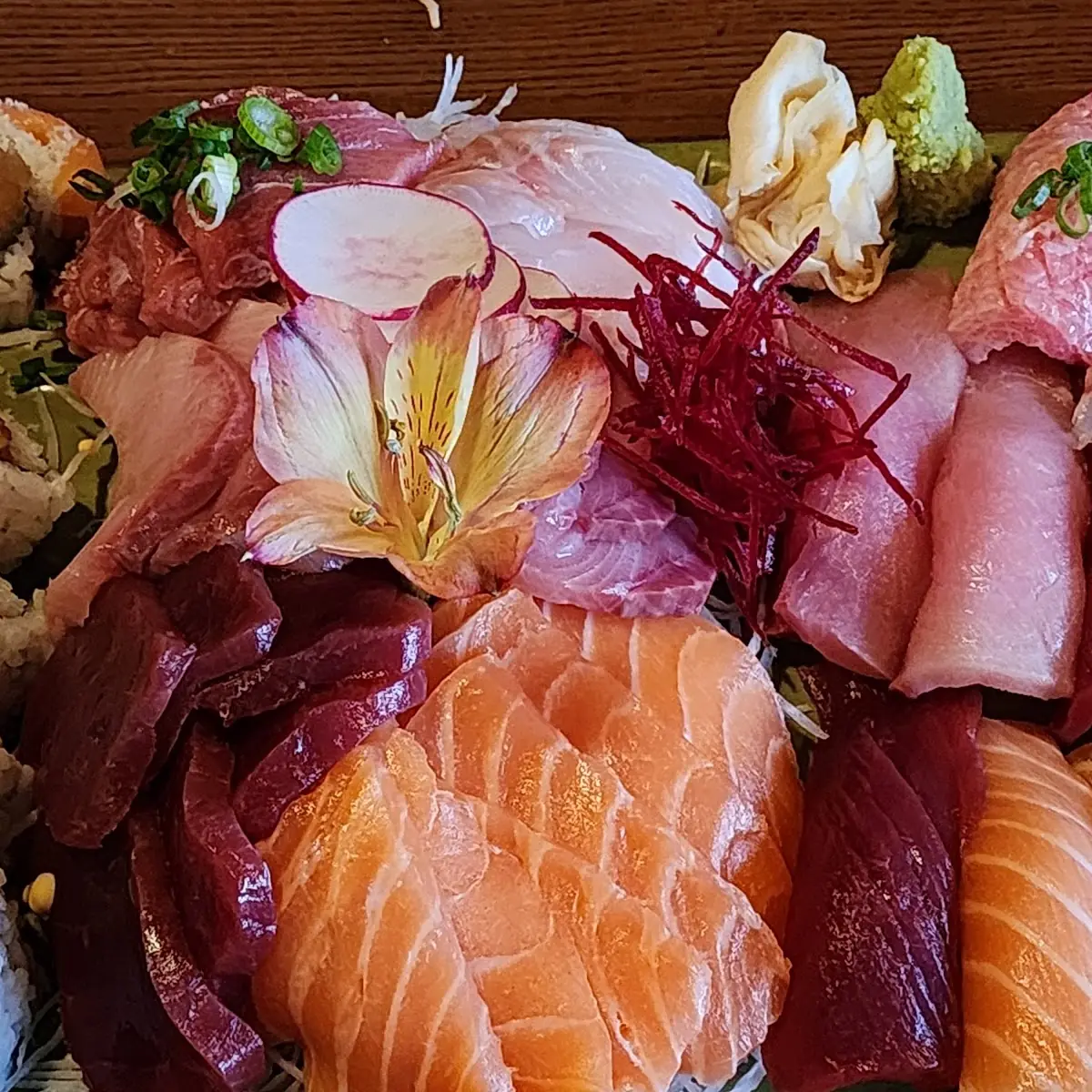 Sashimi Deluxe
