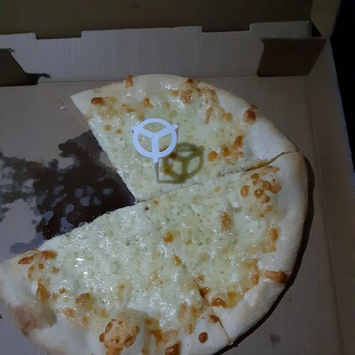 White Pizza with Garlic