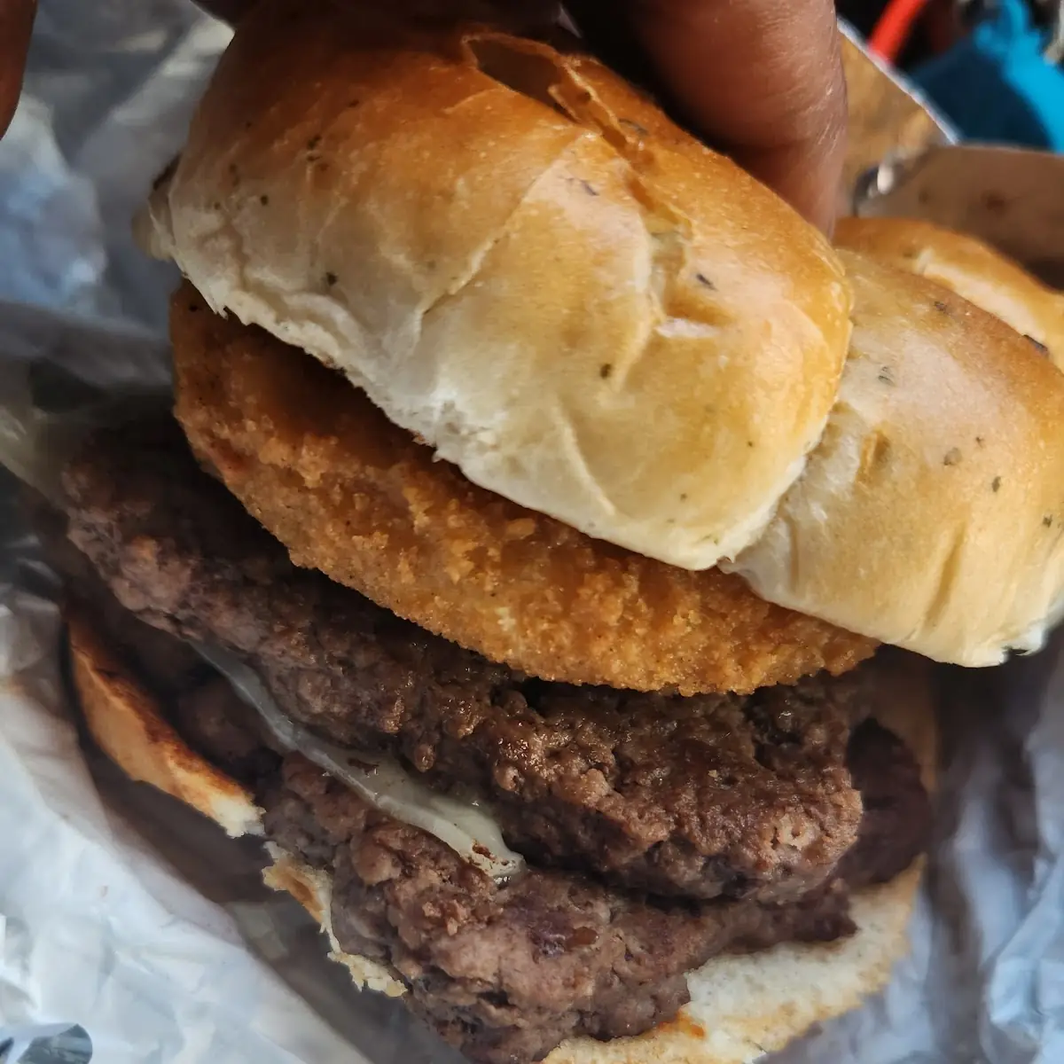 Garlic Knots Mozzarella Double Cheeseburger