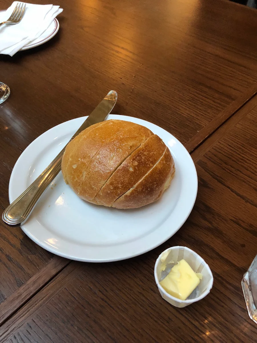 Complimentary Bread and Butter, Linh Café
