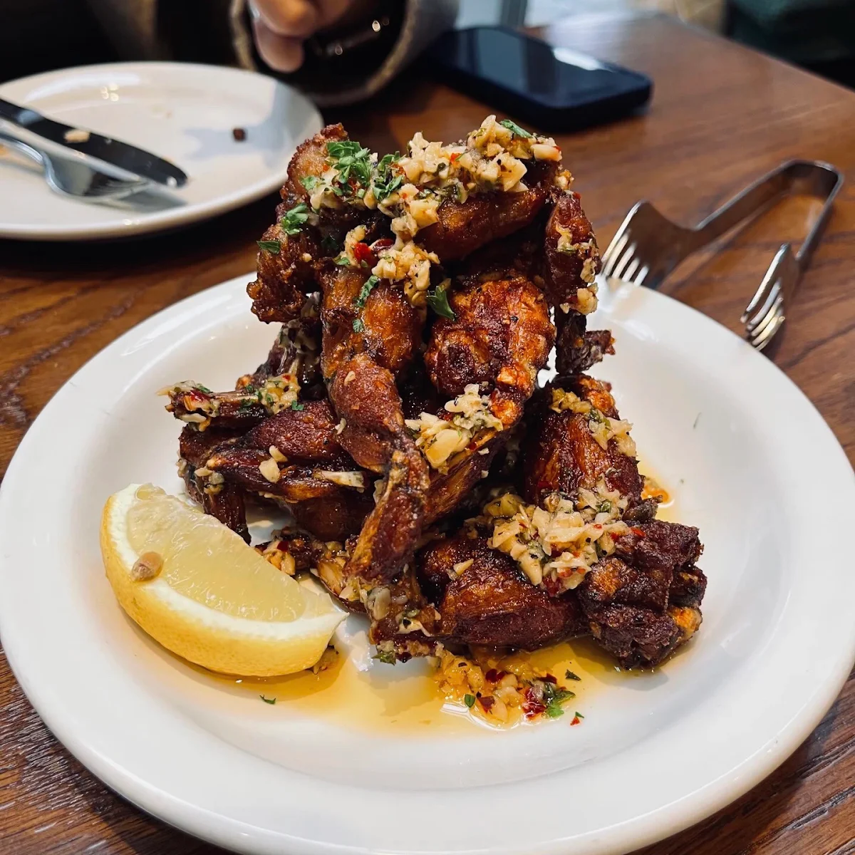 Deep Fried Frog Legs, Linh Café