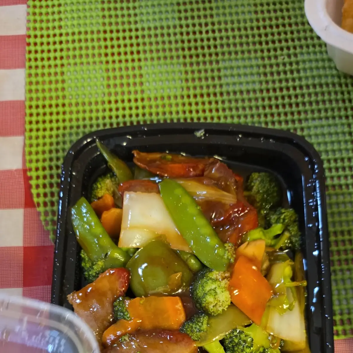 Vegetable Delight in Garlic Sauce