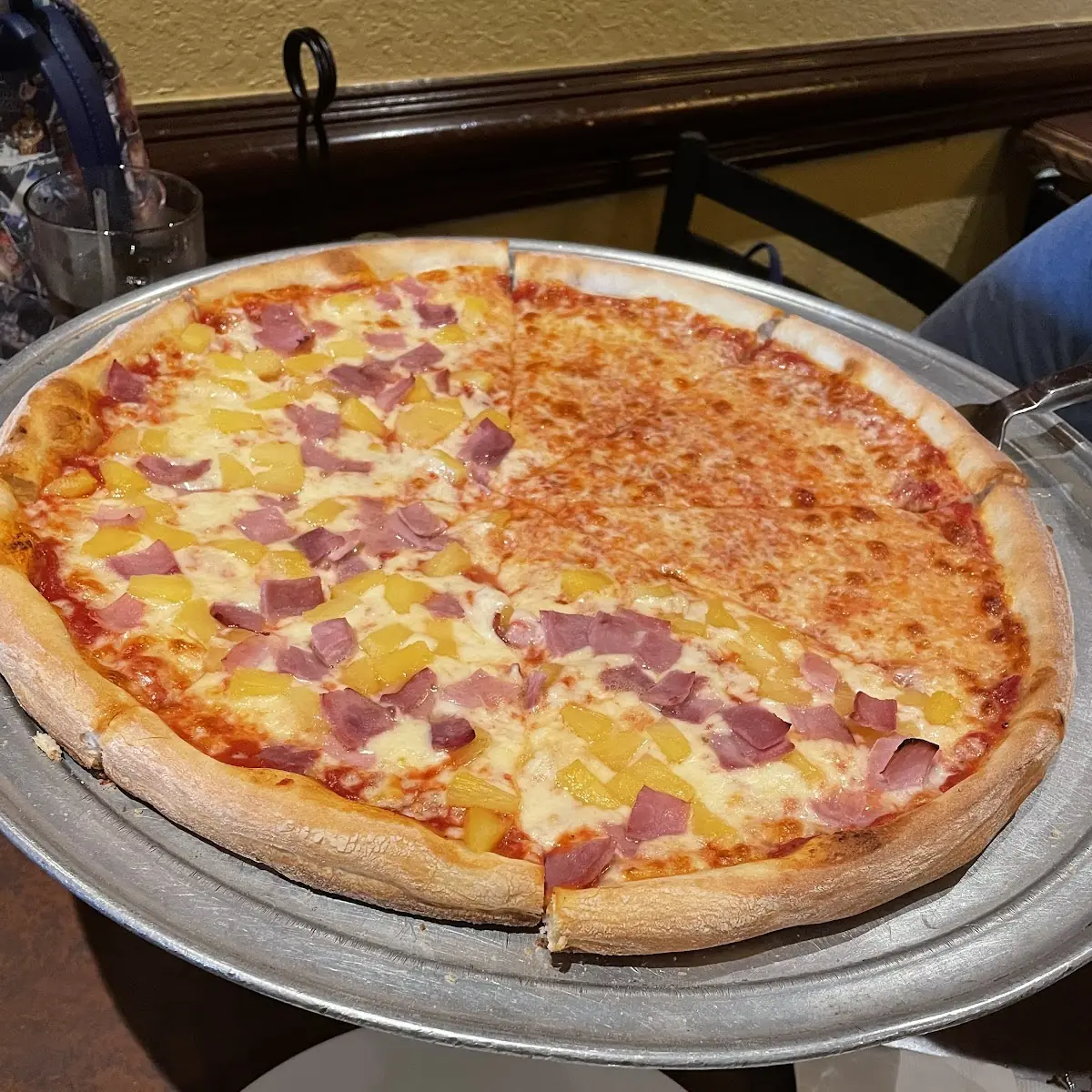 Hawaiian Pizza