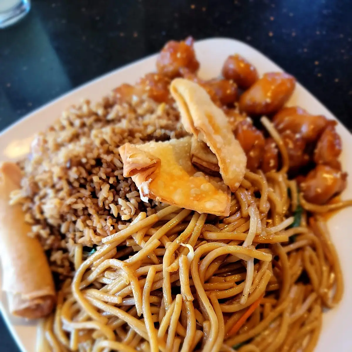 Sesame Chicken Lo Mein