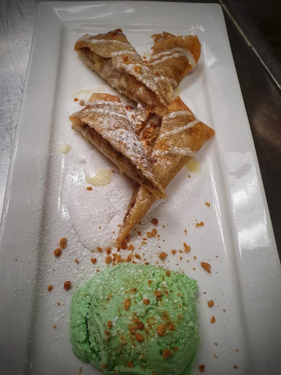 Banana Crispy Roll Served with Special Coconut Sauce