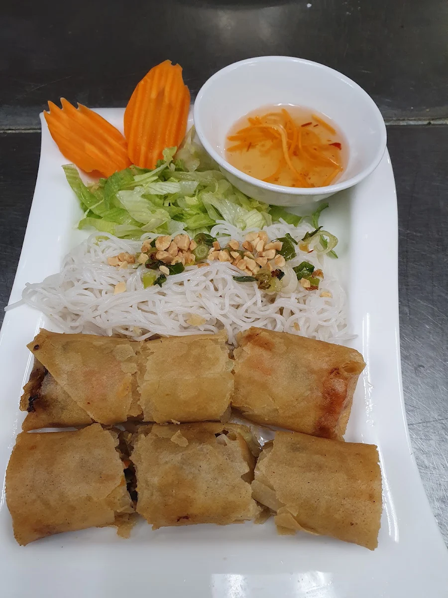Vegan Springrolls with Vermicelli