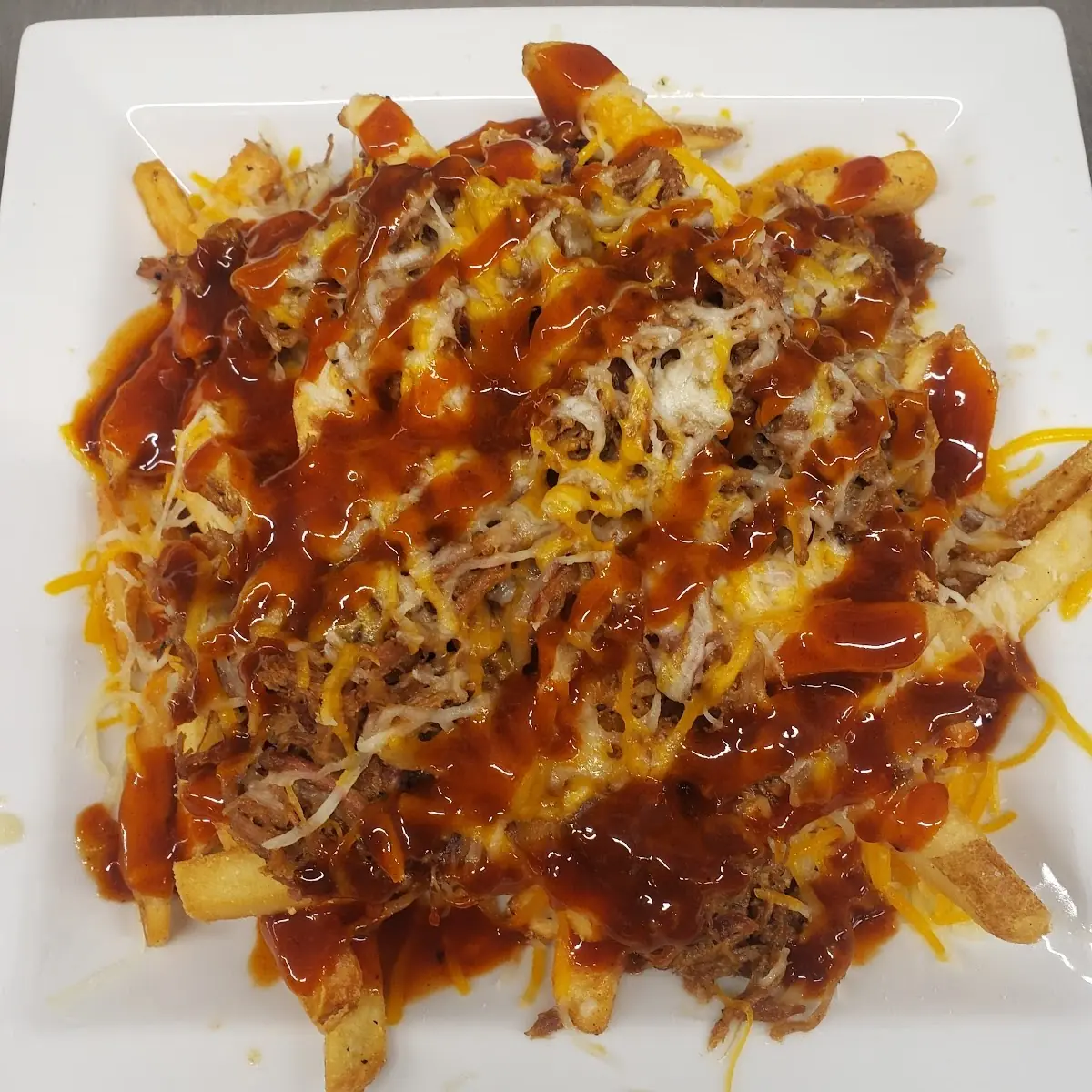 Cheesy BBQ Pulled Pork Fries