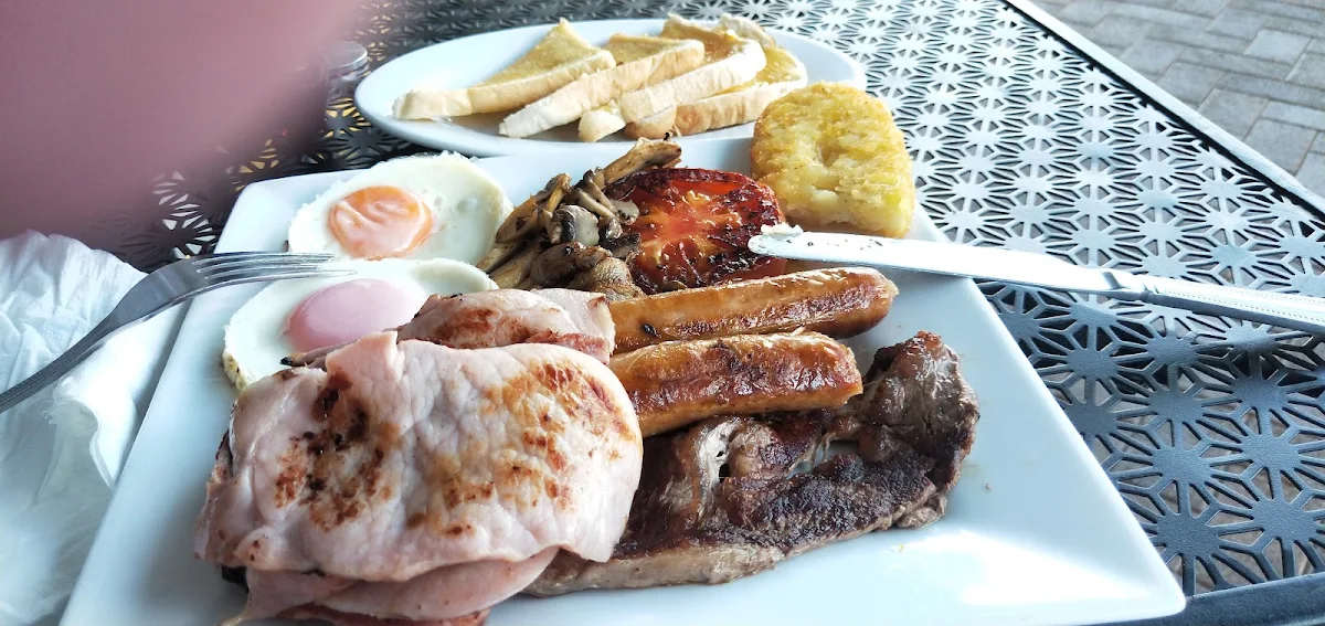All Day Breakfast, Sandie Lee's Kitchen
