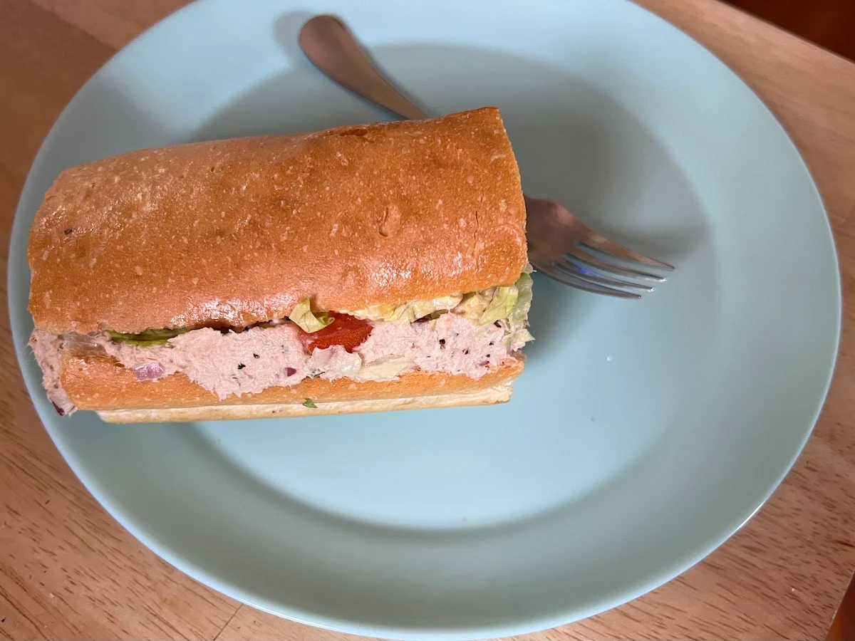 1 2 Tuna Fish Sandwich
