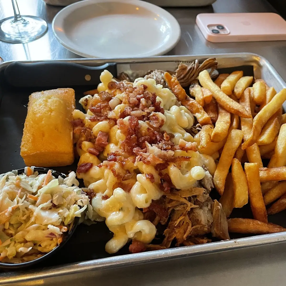 Hog Wallow Ultimate Mac Cheese