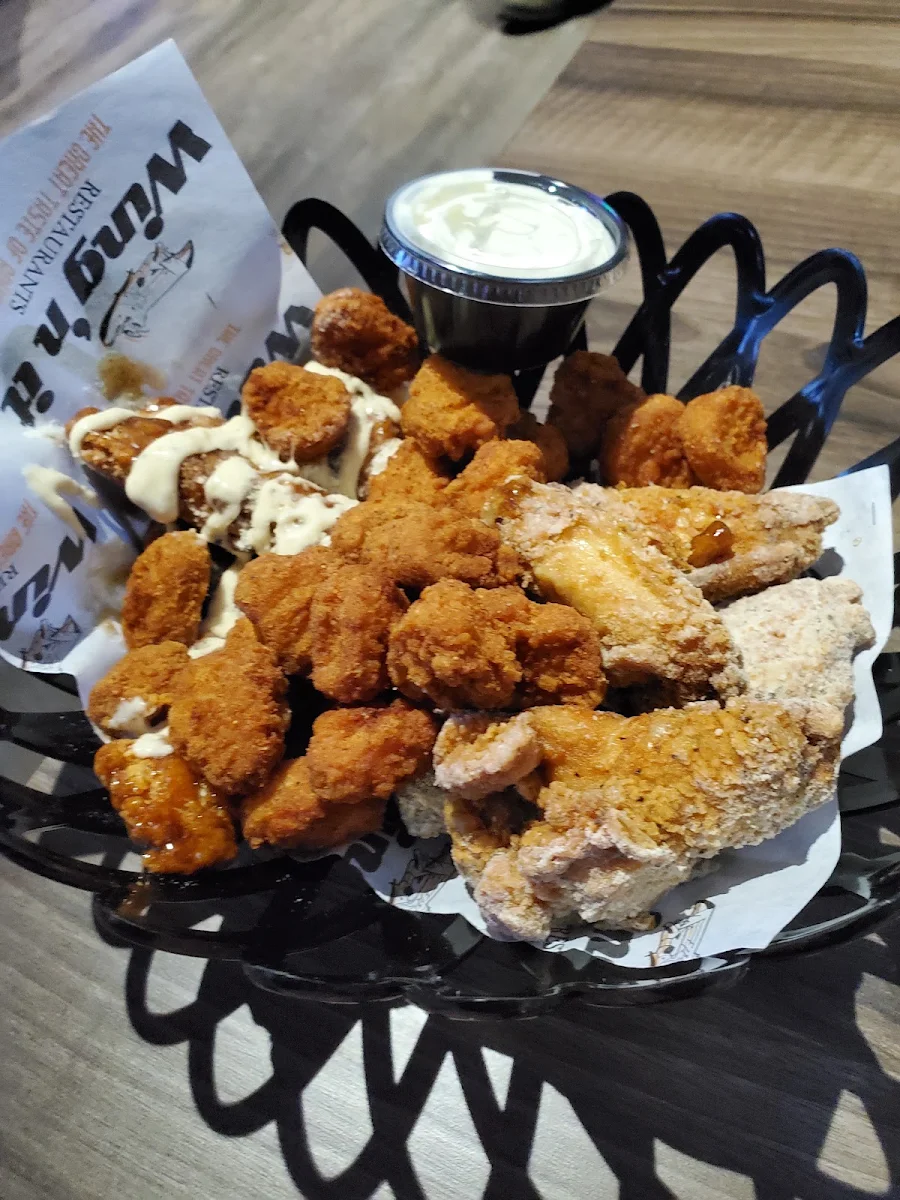 Boneless Wings and Garlic Parmesan Wings