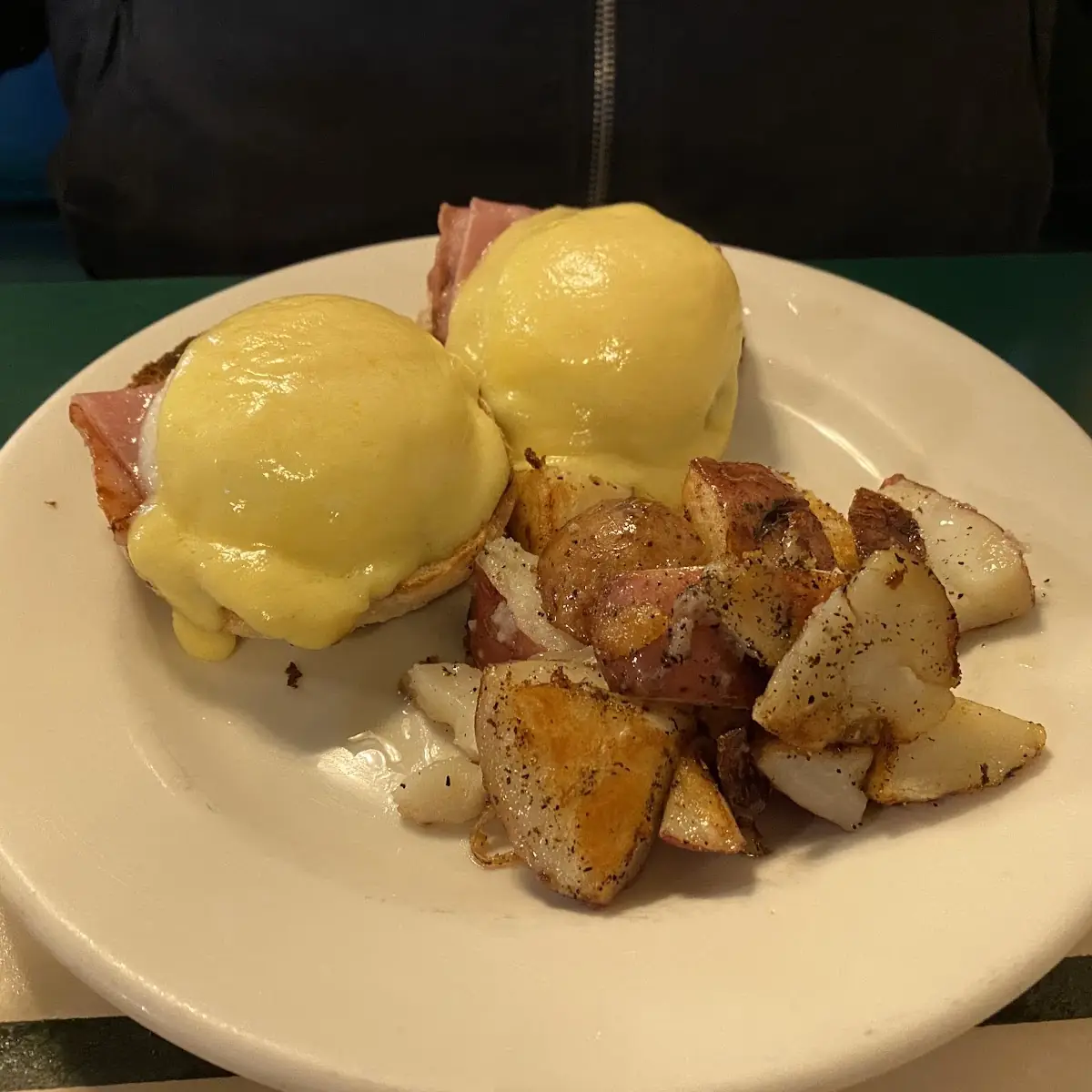 Hash Eggs Benedict