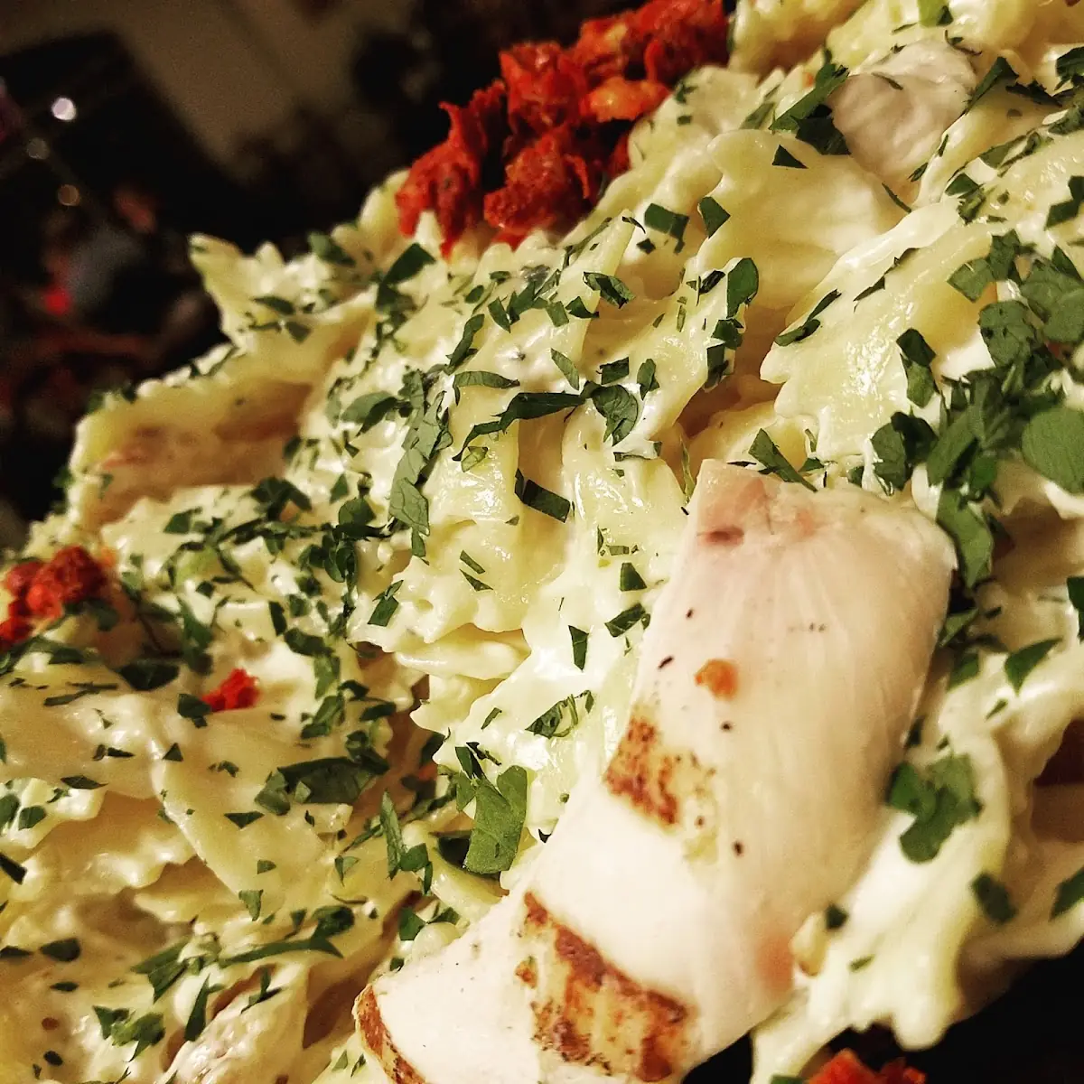 Tuscan Chicken Pasta Salad