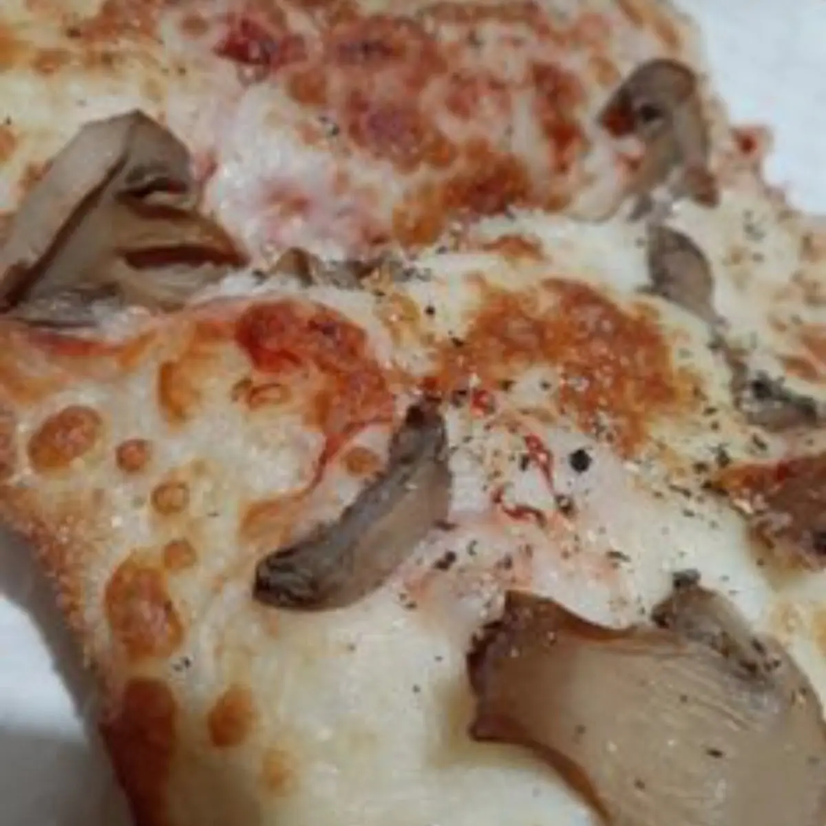 Detroit Style w Mushrooms