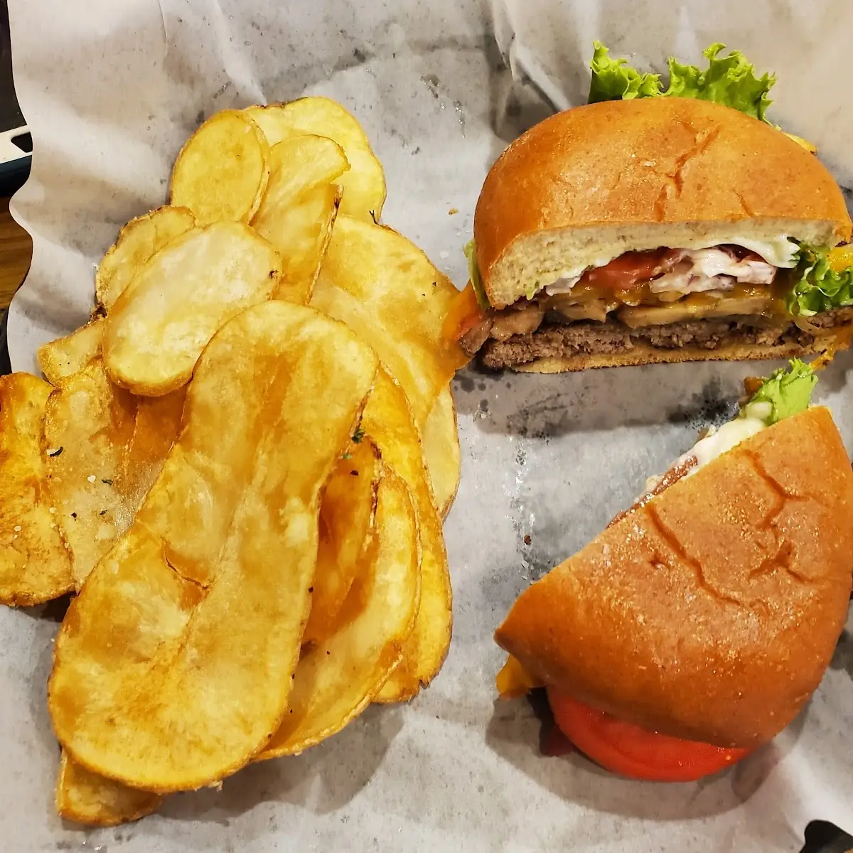 Mama Henry's Burger