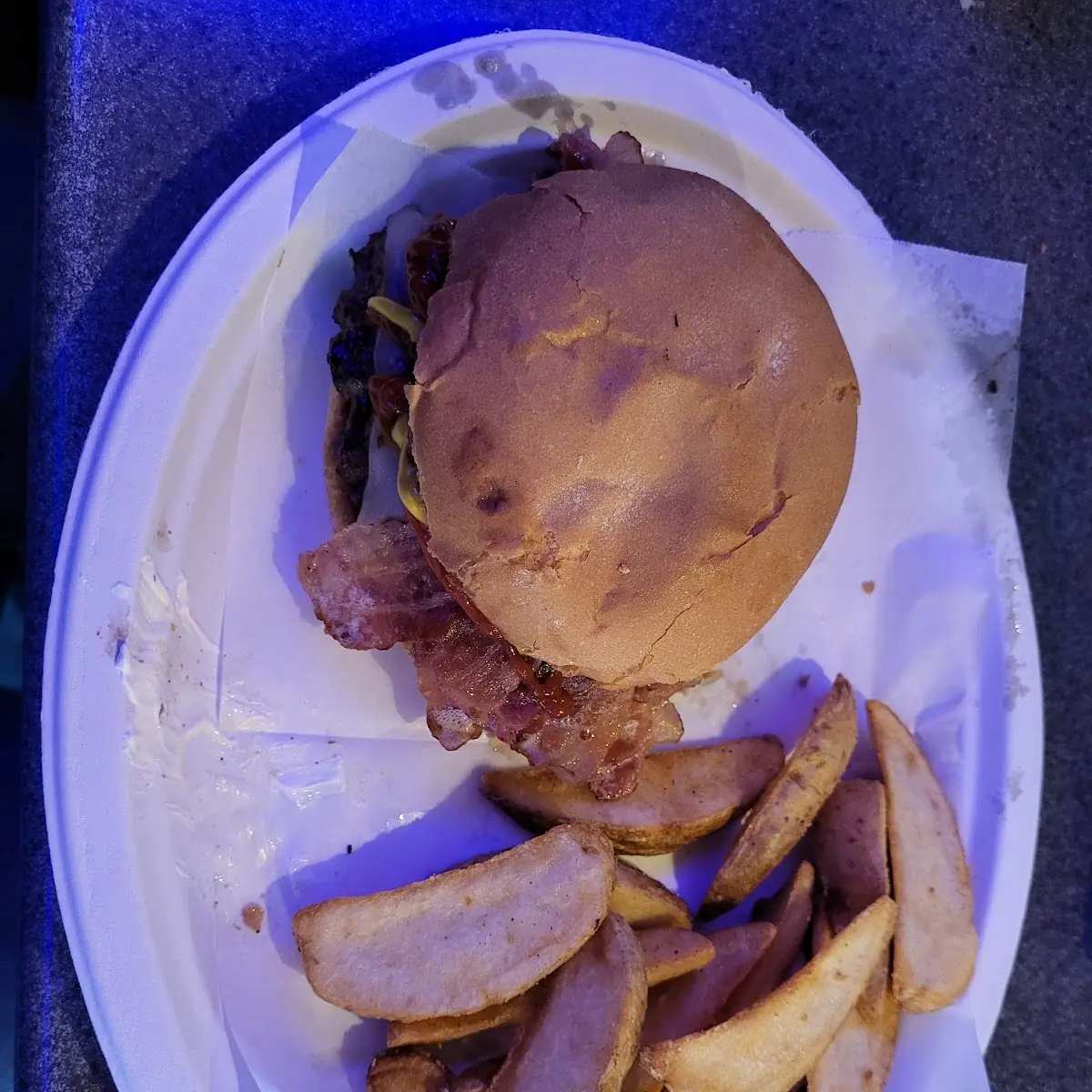 Bacon Cheeseburger with Wedges