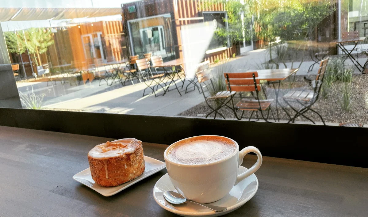 Latte & Morning Bun
