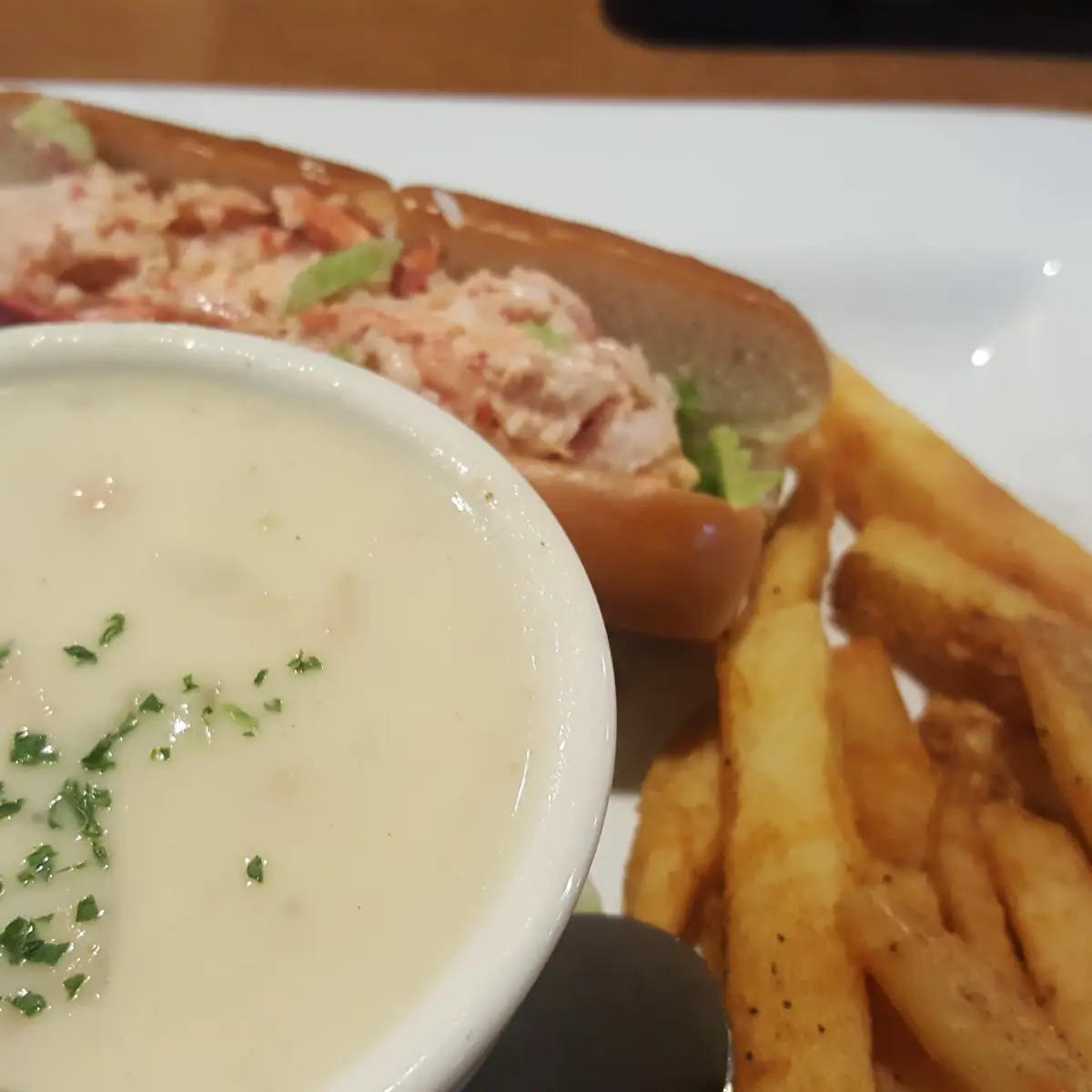 Maine Lobster Roll