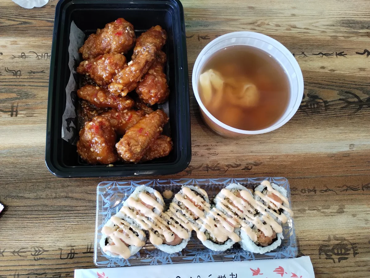 Spicy Salmon Roll Wings Won Ton Soup, Sushi Island
