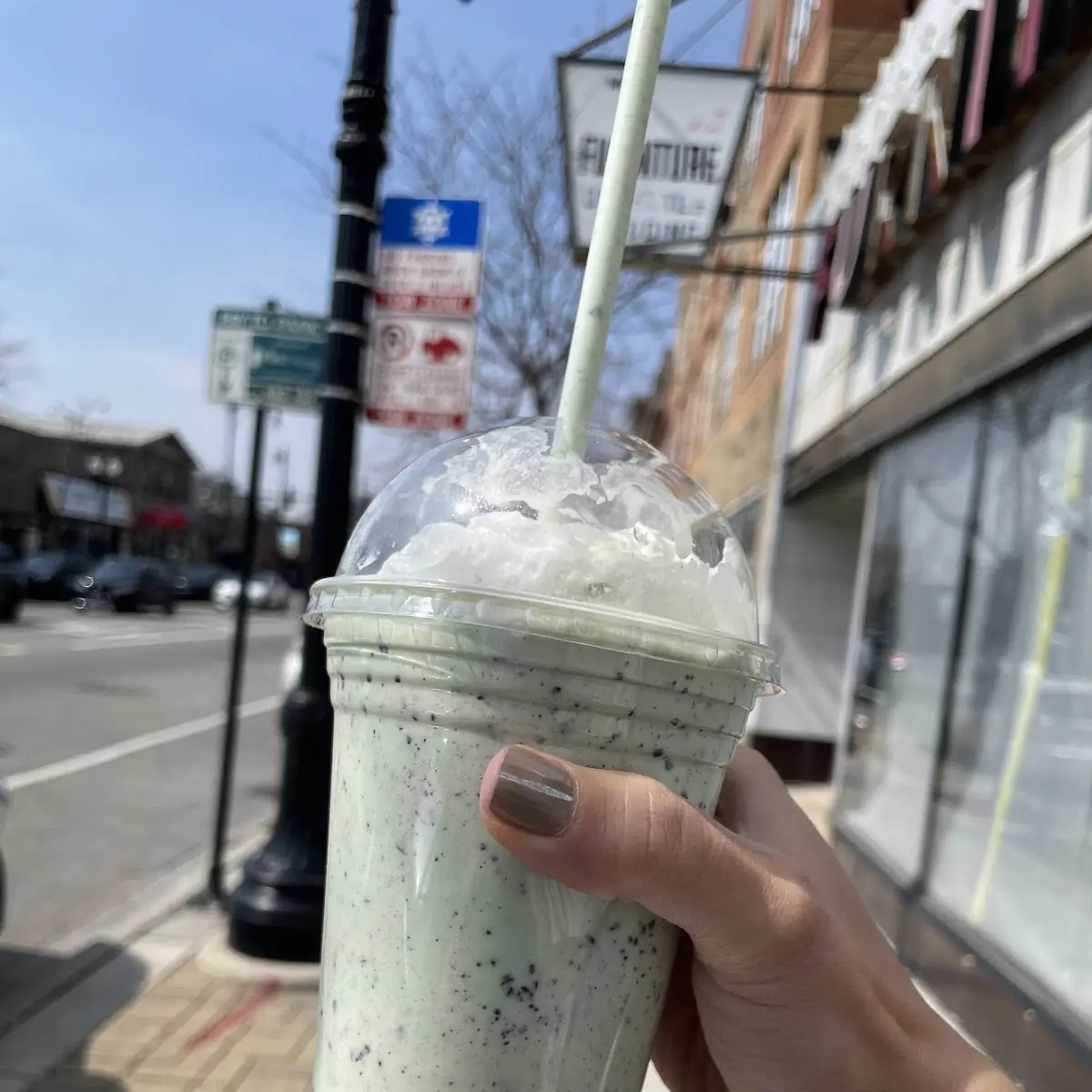 Mint Chocolate Chip Milkshakes