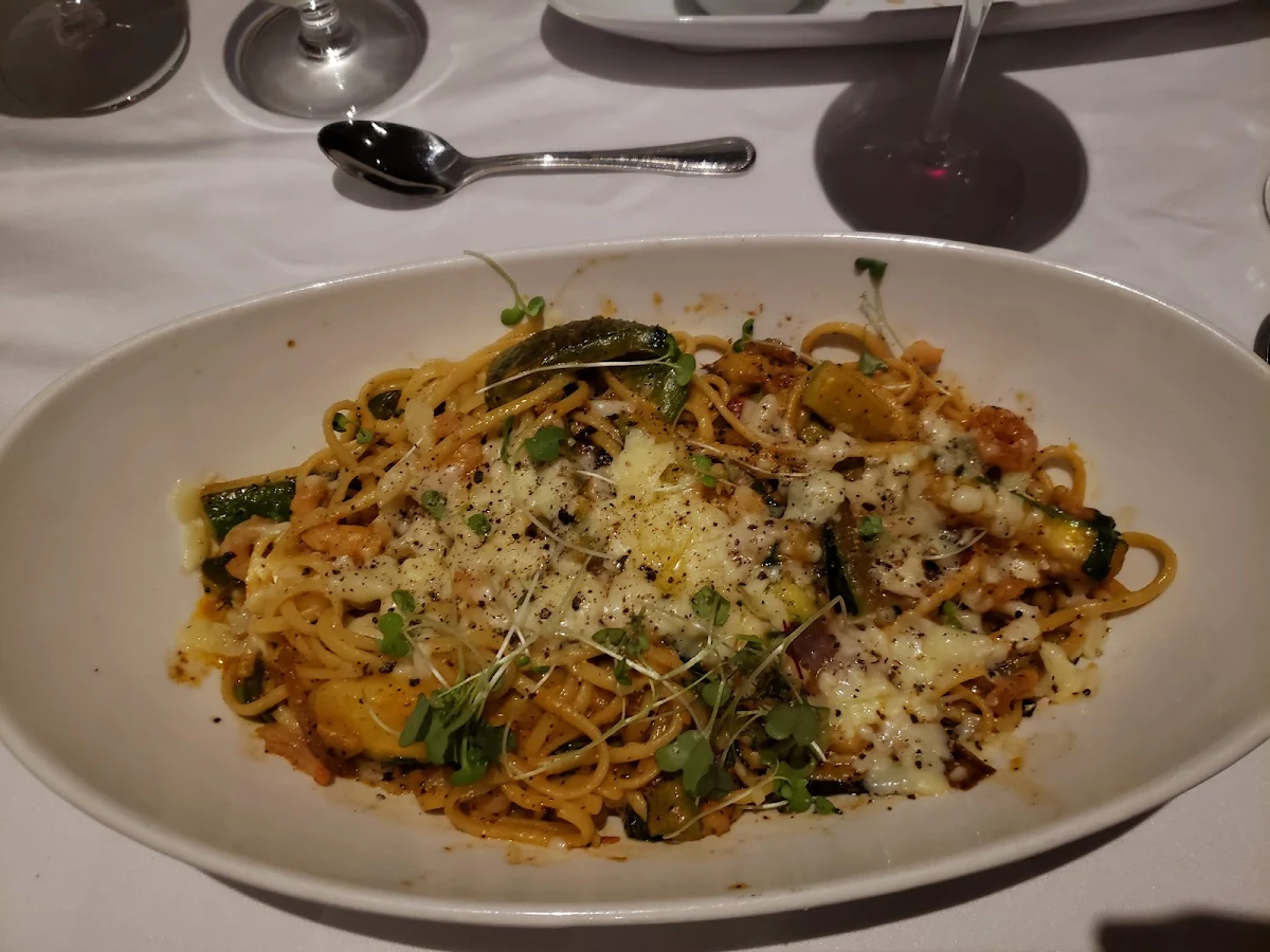 Linguinis Aux Crevettes Et Sauce Rosée, Le Chou de Bruxelles