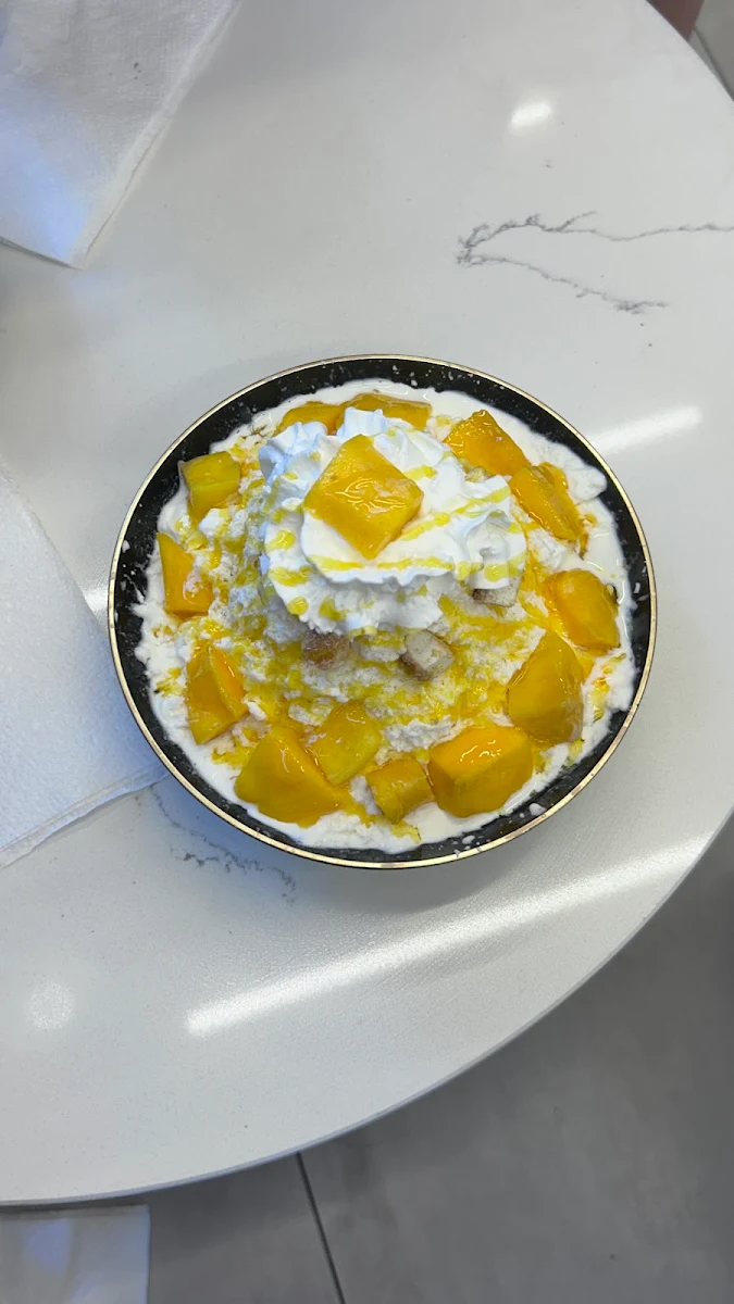 Mango Cheese Cake Bingsu