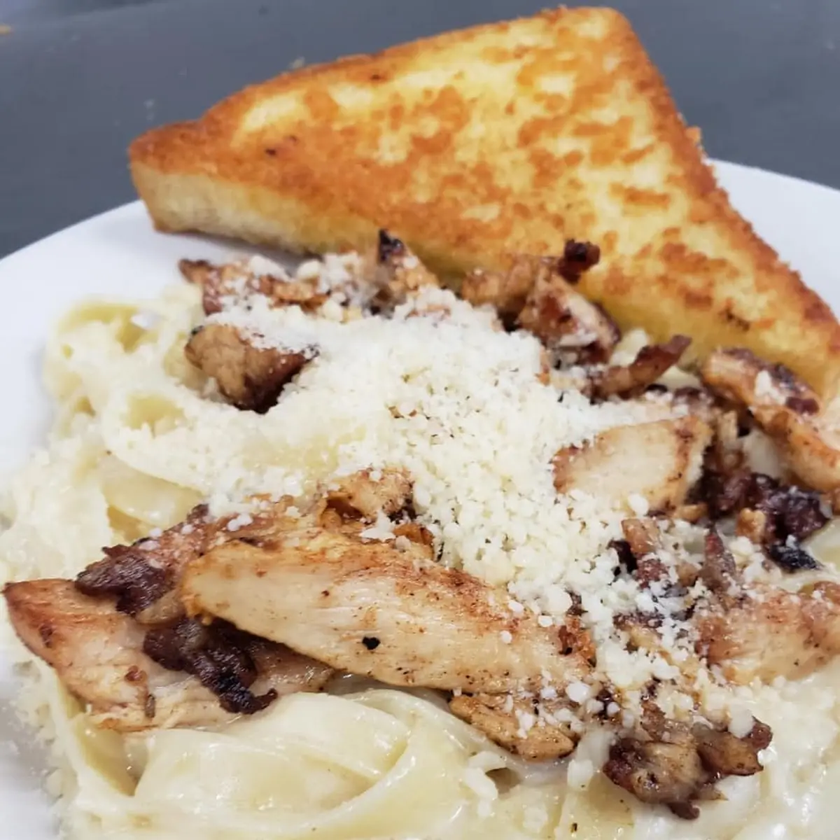 Chicken Alfredo