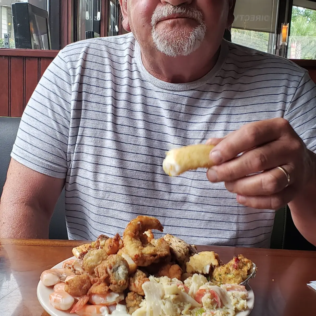 The Captain's Seafood Basket