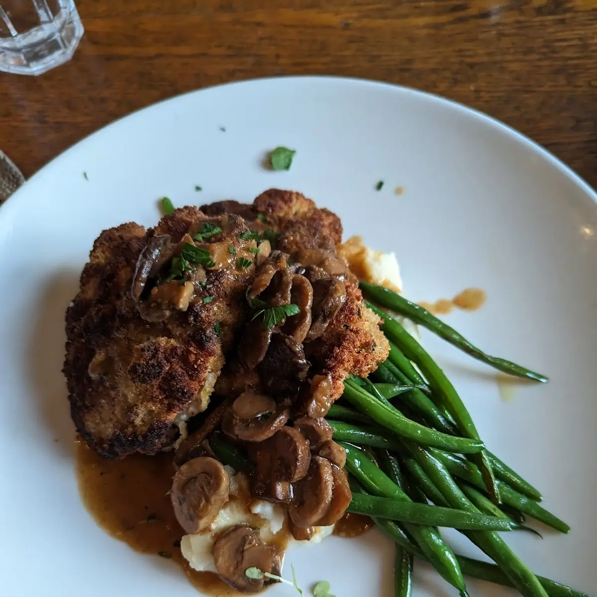 Jaeger Schnitzel