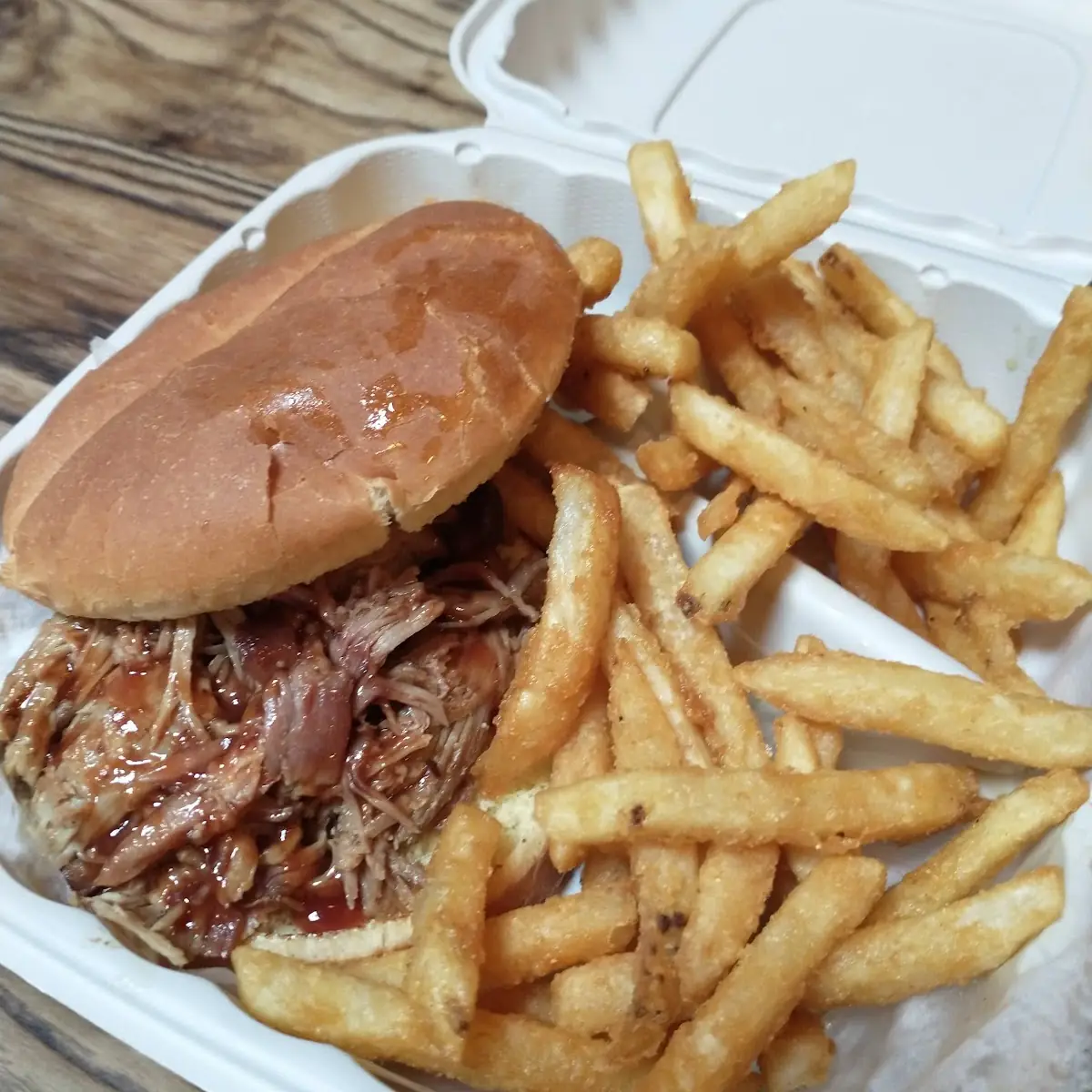 Pulled Pork Sandwich with Fries