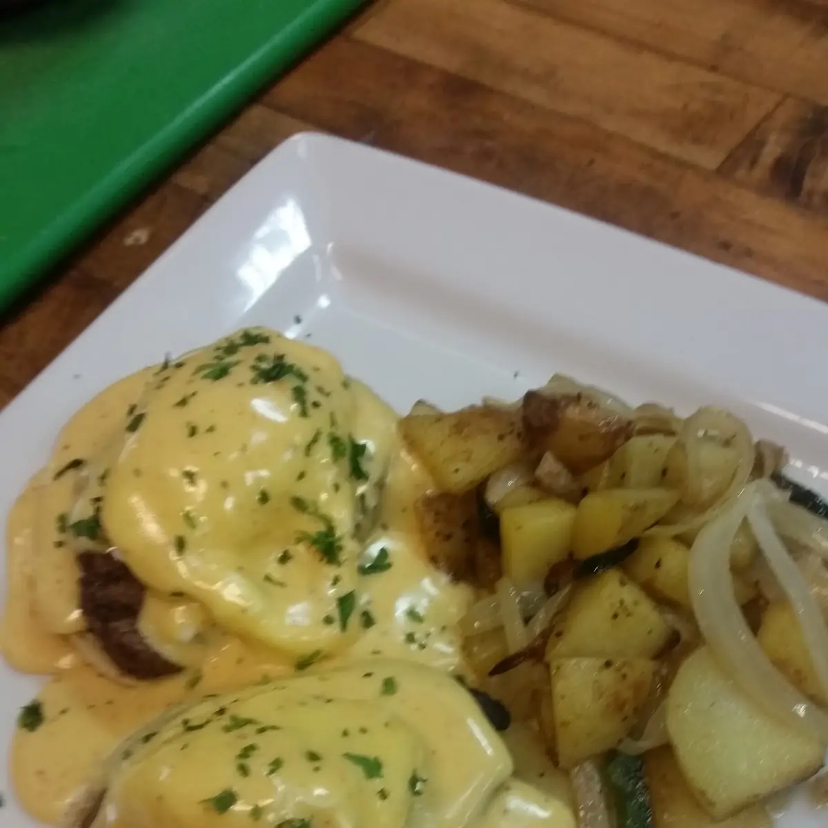 Eggs Benedict