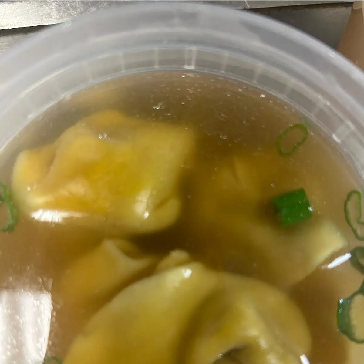 Wonton Soup qt
