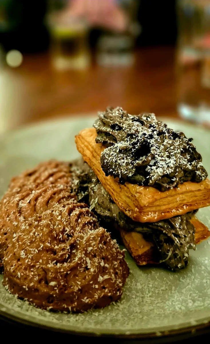 Mille-Feuille, Love You, Mean It - Bar & Restaurant