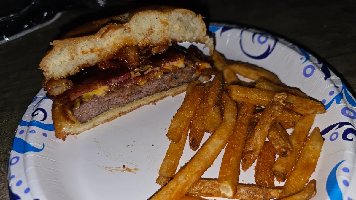 Berry Fire Burger Burger Battle 2025