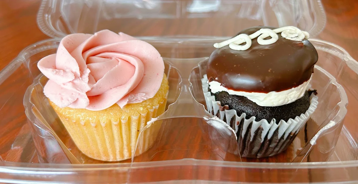 Raspberry Lemon Cupcake