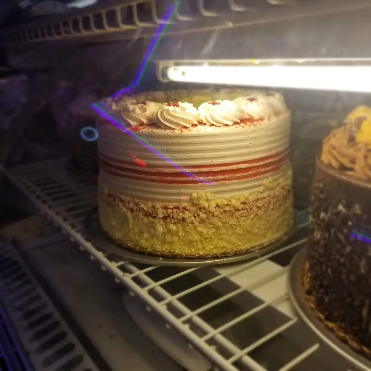 White Chocolate Raspberry Cake