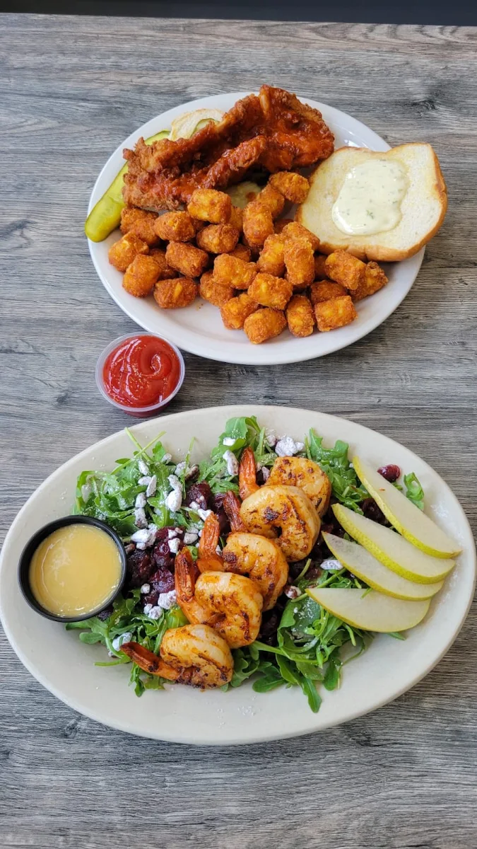 Winston Hot Chicken & Blue Cheese Arugula Salad
