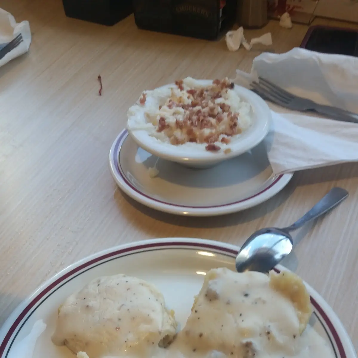 Biscuits and Gravy Family Meal