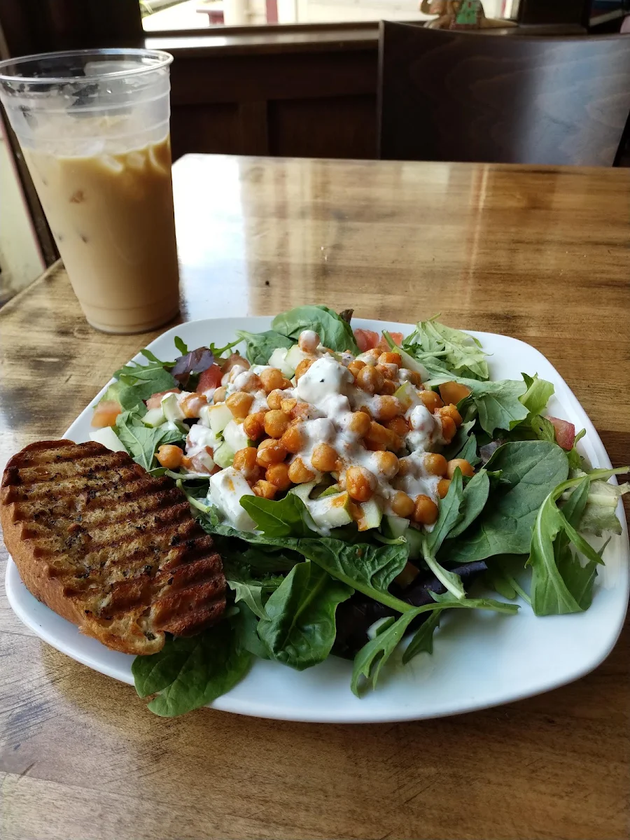 Buffalo Chickpea Salad